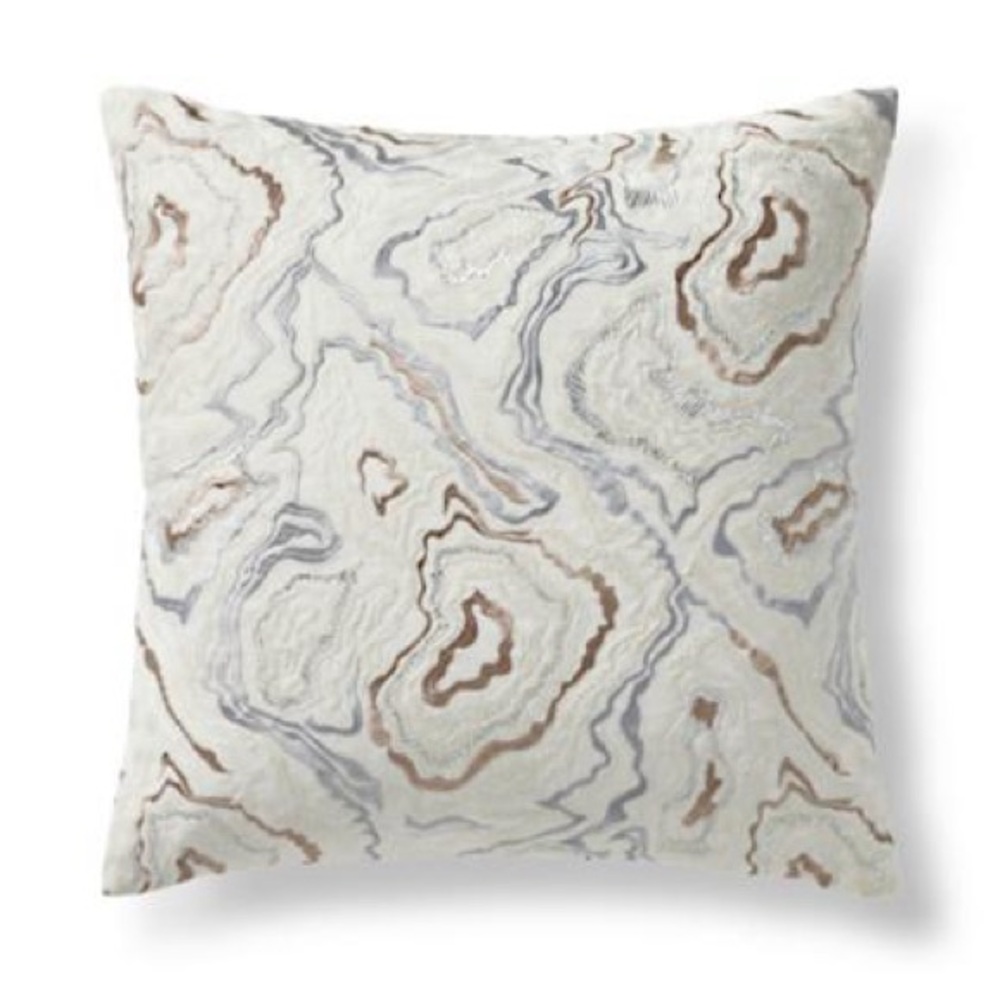 FRONTGATE- 20x20 pillow slipcover with insert. Gold/ Silver- on a cream base.